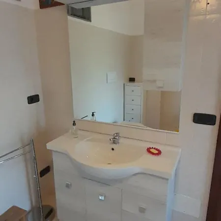U' Caruggiu De Cisan Apartmán *