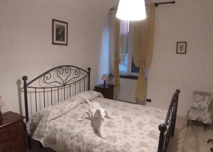 U' Caruggiu De Cisan شقة