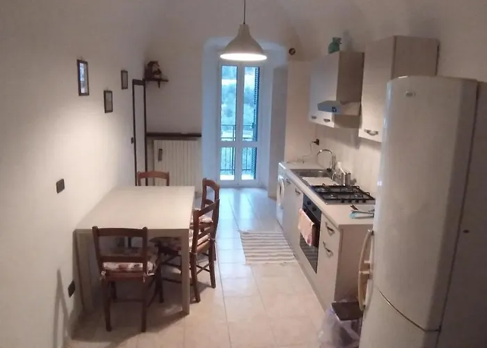 شقة U' Caruggiu De Cisan *