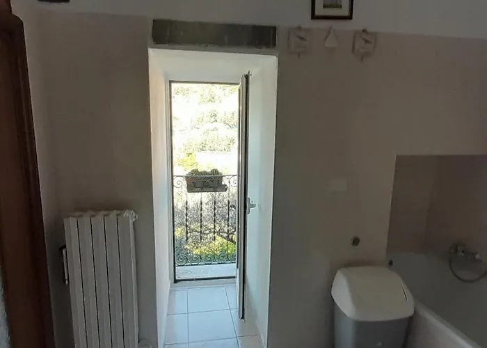 U' Caruggiu De Cisan شقة